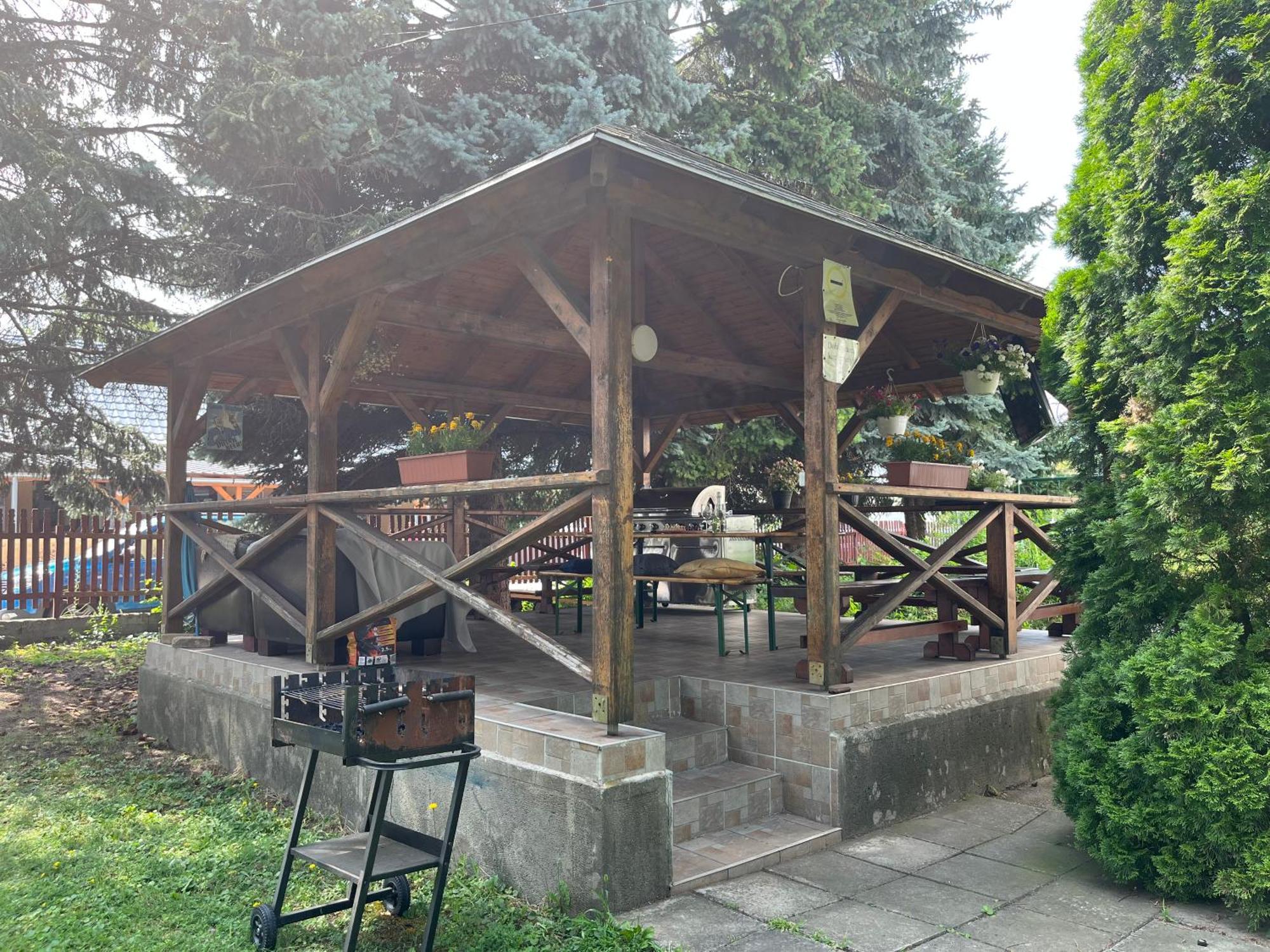 Nosztalgia Villa Mezokovesd Bagian luar foto